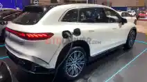  Spesifikasi Mercedes-Benz EQS SUV, Punya Tampang Aerodinamis dan Kaya Fitur 