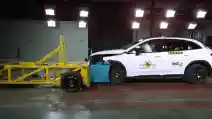  VIDEO: Crash Test Mercedes-EQ EQE SUV (Euro NCAP)