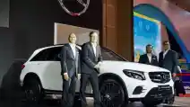  Mercedes-Benz Klaim Sebagai Merek Mobil Mewah Nomor 1 di Indonesia