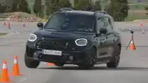  Mini Countryman PHEV, Terbaik Dalam Moose Test