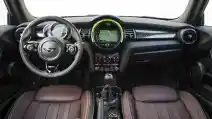  Di Masa Depan, Interior Mobil Mini Tak Lagi Berbahan Kulit Asli