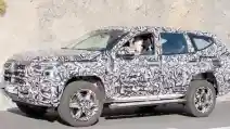  Prototipe Next Gen Mitsubishi Pajero Sport Tertangkap Kamera. Pakai Wajah All New Triton