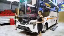 Mitsubishi Fuso Hadirkan Varian Baru Bus Medium Yang Lebih Panjang