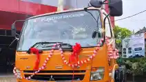  Mitsubishi Fuso Hibahkan Truk Untuk SMK Di Bali