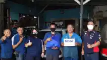  Mobil™ Berikan Bantuan Mitra Mekaniknya Yang Terimbas PPKM