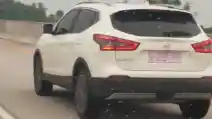  Nissan Qashqai Kepergok Uji Jalan di Surabaya