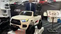  Model Toyota Hilux Ini Resmi Dijual Mulai Rp 6 Juta di GJAW 2024