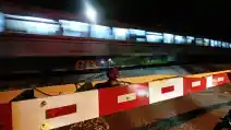  Ingat Selalu, Perlintasan KA Adalah Area Berbahaya