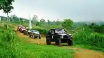  Jurnalis 4x4 Cicipi Medan Off Road di Desa Pelangi Bersama Pertamina