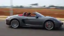  Porsche Bisa Diandalkan di Padatnya Perkotaan Indonesia?