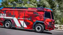  Rosenbauer Siap Kirim Truk Pemadam Berpenggerak Hybrid 