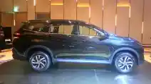  Toyota Rush Pakai Platform Mobil Sejuta Umat. Di Mana DNA SUV-nya?