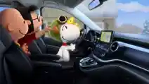  VIDEO: Mercedes-Benz V-Class Dipakai Snoopy Di Film Kartun