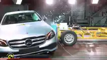  VIDEO: Crash Test Mercedes-Benz E-Class 2016