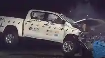  VIDEO: Crash Test Toyota Hilux (ASEAN NCAP)