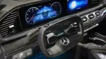  Mercedes-Benz Akan Gunakan Setir Yoke