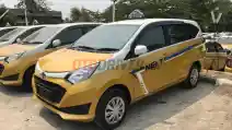  Daihatsu Sigra yang Jadi Taksi Bukanlah Tipe Terendah