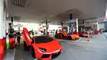  Para Pemilik Lamborghini Konvoi Ke Bandung Dengan Dukungan Pertamina (8 FOTO)