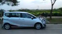  SPY SHOT: Wujud Asli Toyota Sienta Di Indonesia Tertangkap Basah