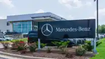  Masalah Sistem Rem, 900 Ribu Mobil Mercedes-Benz Kena Recall