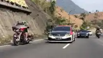  Komunitas Volkswagen Touring Seru ke Garut, Konvoi Bareng Motor Besar