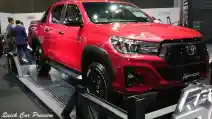  Toyota Hilux Temani Fortuner Facelift Meluncur, Begini Speknya