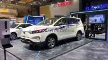  Toyota Kijang Innova EV Concept Resmi Melantai Di IIMS 2022 (8 FOTO)