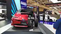  GIIAS 2019: Prius Dibelah untuk Pamerkan Teknologi Hybrid Toyota