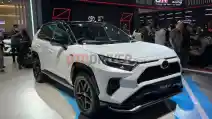  Kapan RAV4 PHEV Dijual di Indonesia? Ini Jawaban Dari Toyota