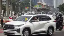  Toyota Innova Zenix Tunggangan Paus Fransiskus Ternyata Mobil Rental