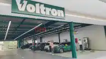 Voltron Resmikan Hub Puri Indah, Hadirkan 15 Fast Charger dan Layanan 24 Jam