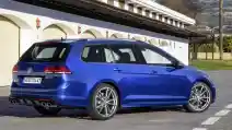  Selain Sexy, VW Golf R Wagon 2022 Juga Sangat Bertenaga