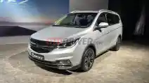  Logo Silver Tandai Wuling Cortez Naik Kelas Jadi Smart MPV