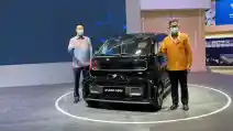  Wuling Motors Pamerkan Dua Mobil Listrik Mini Yang Bakal Diproduksi di Indonesia