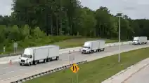  3 Unit Truk Volvo VNL Jalani Ujicoba Truck Platooning bersama FedEx