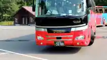  Hino Kembangkan Teknologi Peringatan Dini, Penumpang Bisa Hentikan Bus Saat Situasi Darurat 