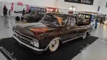 - Mobil Modif Unjuk Kreativitas di Kustomfest Yogyakarta, Usung Tema High Octane