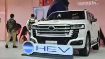  - Sejarah Berulang, Mesin Bensin Kembali Jadi Opsi di Land Cruiser