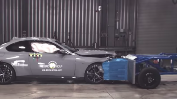 VIDEO: Crash Test BMW Seri-2 Coupe (Euro NCAP)