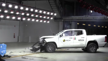 VIDEO: Crash Test Mitsubishi Triton Generasi Terbaru (ANCAP)