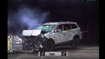 VIDEO: Crash Test Mitsubishi Outlander (ASEAN NCAP)