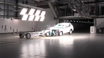 VIDEO: Crash Test Mitsubishi Outlander Generasi Terbaru (ANCAP)