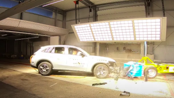 VIDEO: Crash Test Mercedes-Benz GLC (Euro NCAP)