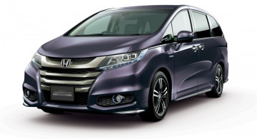 Video: Honda Odyssey Kini Bermesin Hybrid, Lebih Irit!