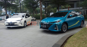 GALERI: Toyota Prius Prime Plug-in Hybrid di Jakarta (15 Foto)