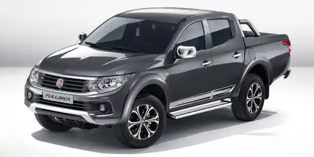 Foto - Nissan Navara Dan Mitsubishi Triton Bakal Jadi Produk Kembar