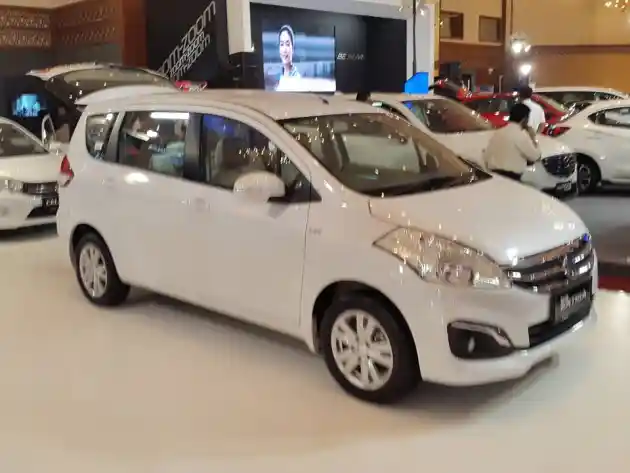 Foto - JAS 2015 : Suzuki Beri Gratis Cicilan 6 Bulan