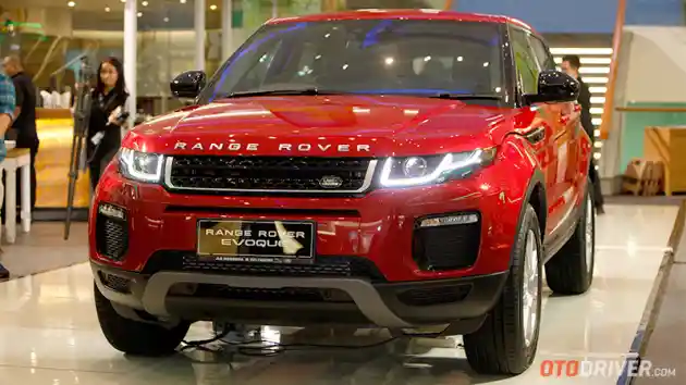 Foto - Pemilik Jaguar & Land Rover Diingatkan Bayar Pajak Oleh APM-nya