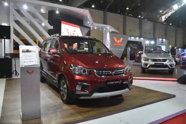 Foto - Wuling Merupakan Mobil Merek Tiongkok Tersukses di Indonesia?