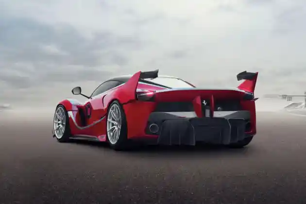 Foto - Wow, Ferrari Indonesia Hadirkan Edisi Spesial LaFerrari FXX-K ‘Track Only’